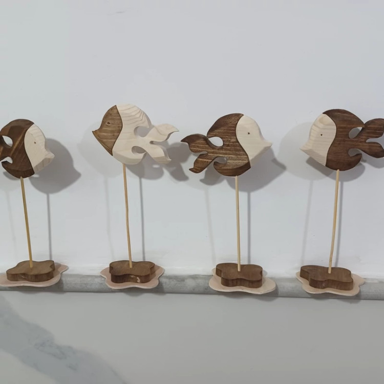 ماهی چوبی دو رنگ سایز 18