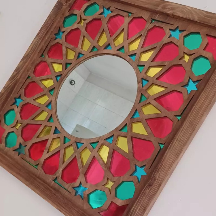 قاب آینه سنتی گره چینی سایز 55در55 صنایع دستی بیاتانی