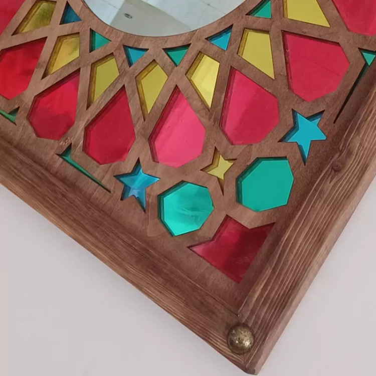 قاب آینه سنتی گره چینی سایز 55در55 صنایع دستی بیاتانی