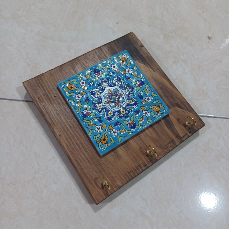 جاکلیدی چوبی دستساز سایز 16 در 16